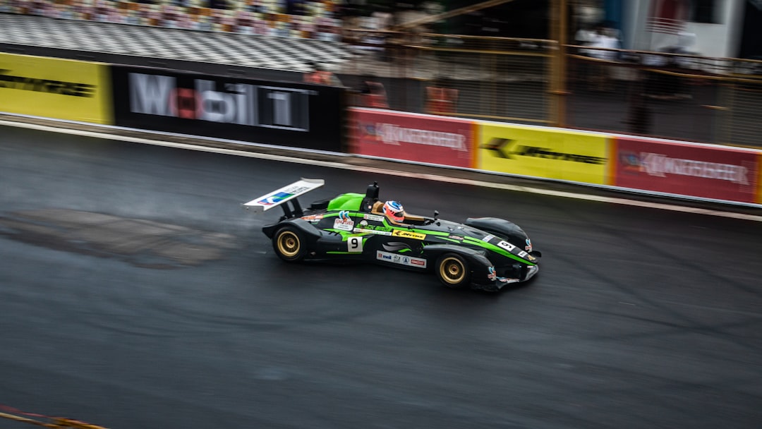 Daytona 500 vs Indianapolis 500: What’s the Difference?