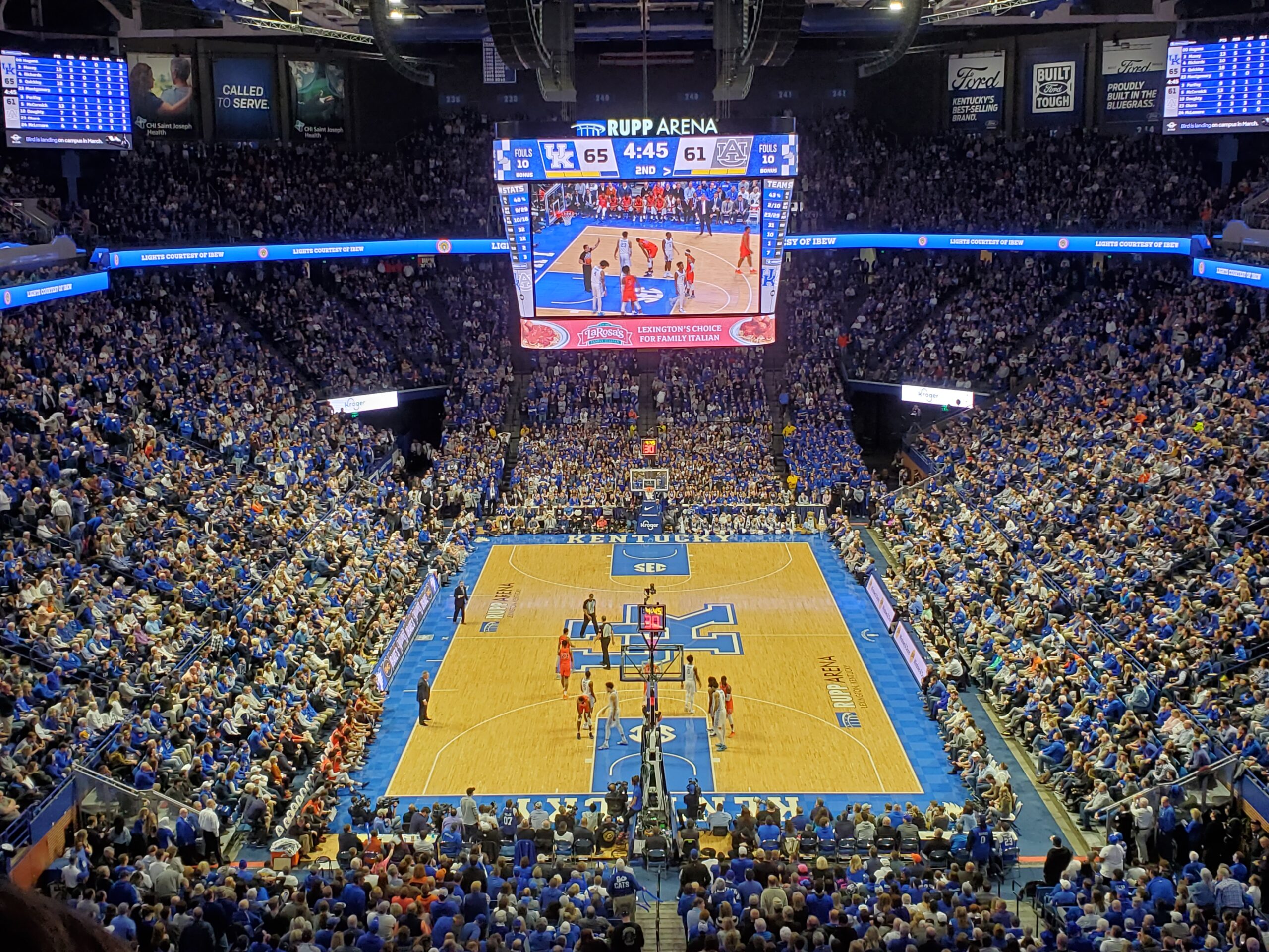 Packed Rupp Arena during a Kentucky basketball game